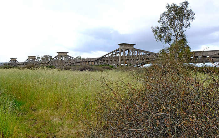 Barwon River Ovoid Sewer Aqueduct